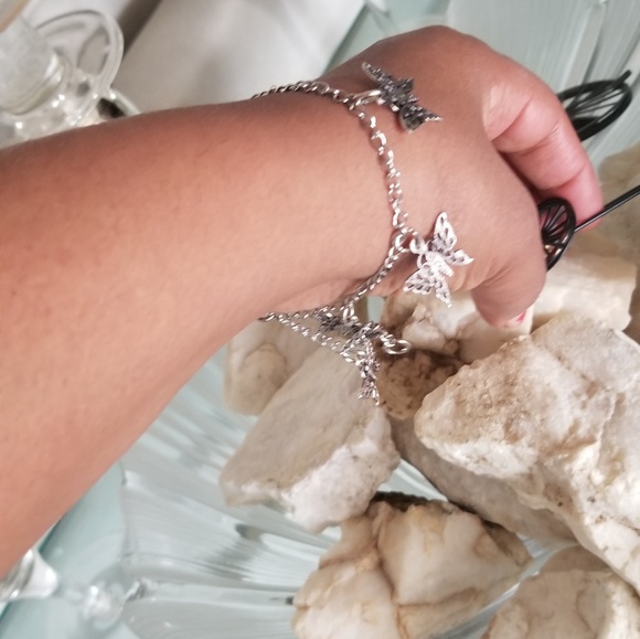 NWOT handmade butterfly charm bracelet - Picture 2 of 4